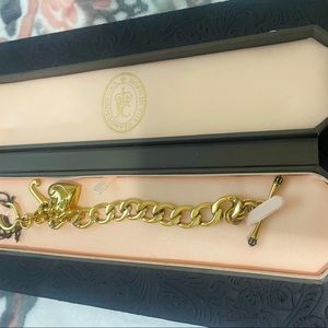 NWT Juicy Couture Heart charm bracelet